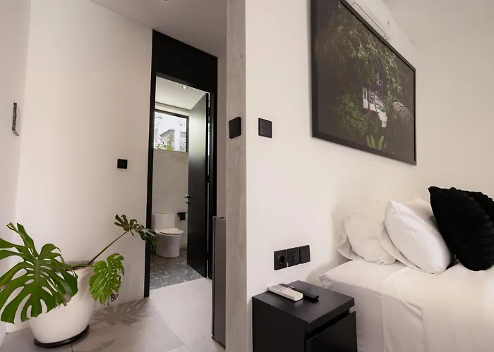 Onyx Aparthotel 5*