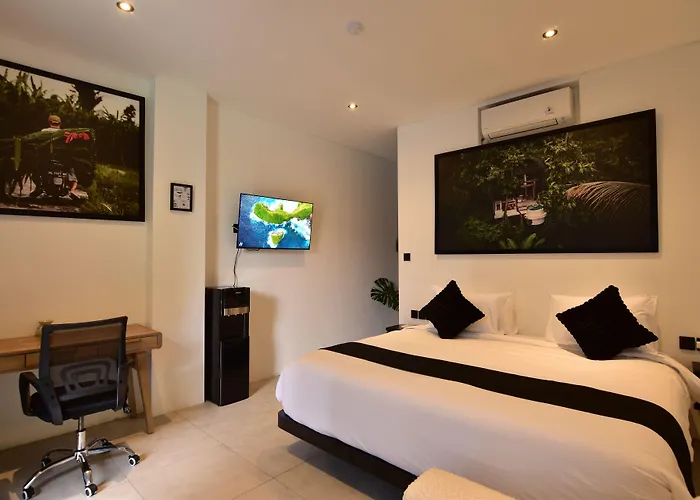 Onyx Aparthotel