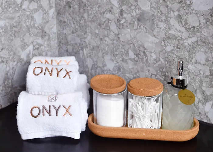 Onyx Aparthotel 5*